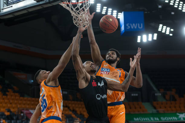 素交织的结 素交织的结